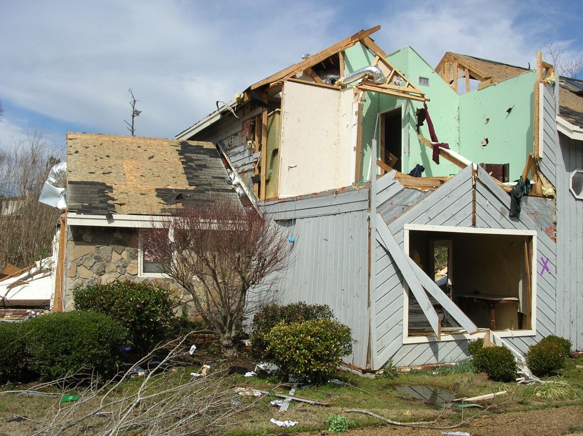 Recession forces homeowners to dip into savings for repairs