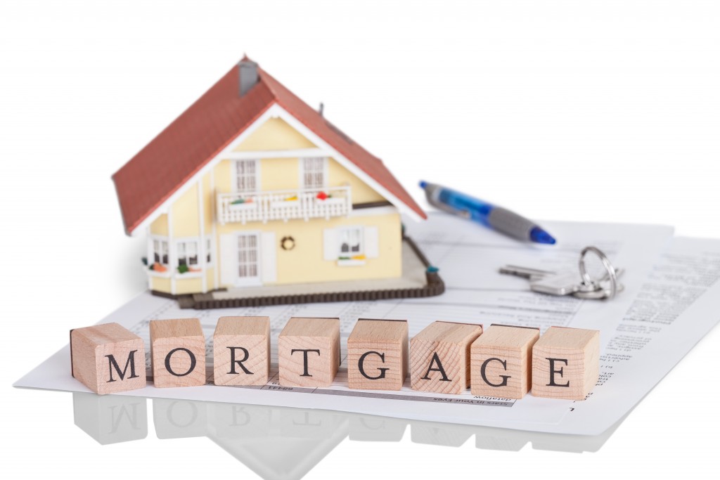 lending-loans-house-pen-keys-document-mortgage-1024x683.jpg