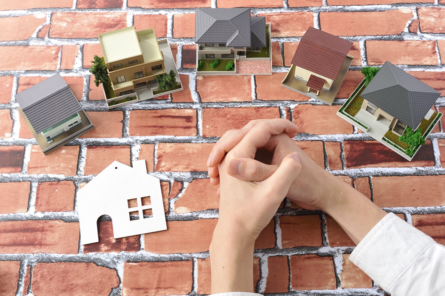 Property experts say stock shortage sets housing market back