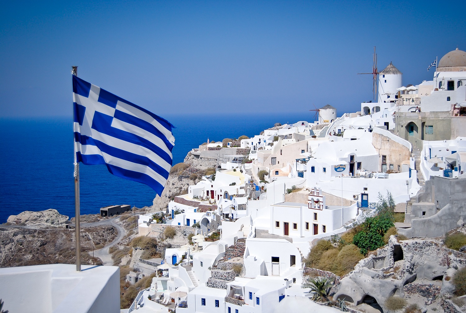Greek property investors flock to safe haven London