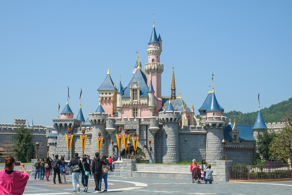 How much would it cost to live in a Disney palace?