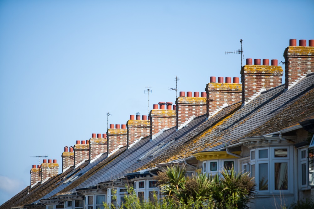 House prices climb 10% in ‘buoyant’ property market
