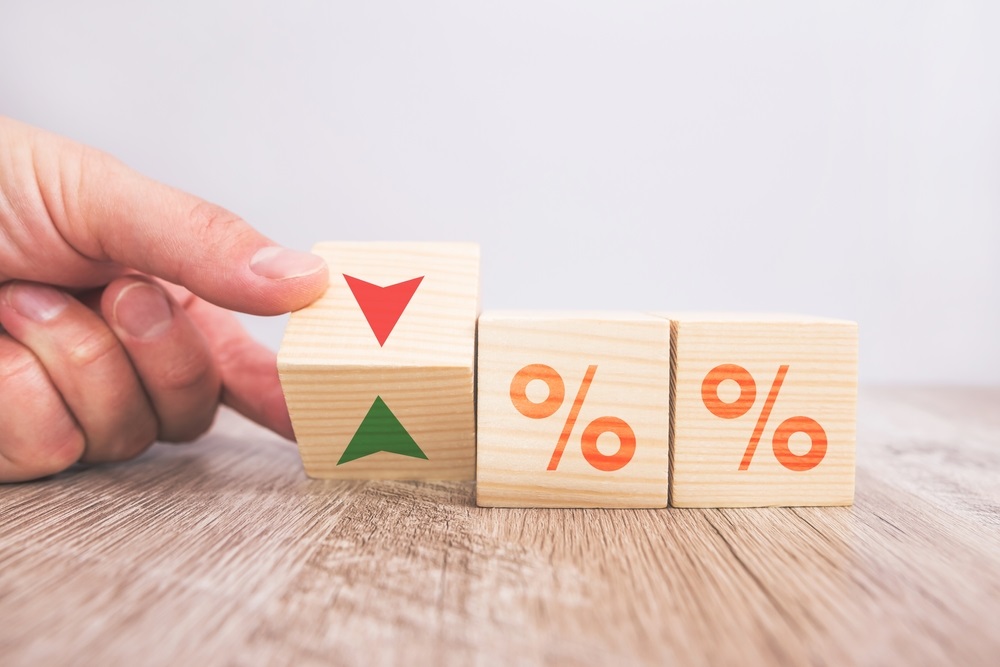 Mortgage rates dip again but ‘the roller coaster ride continues’