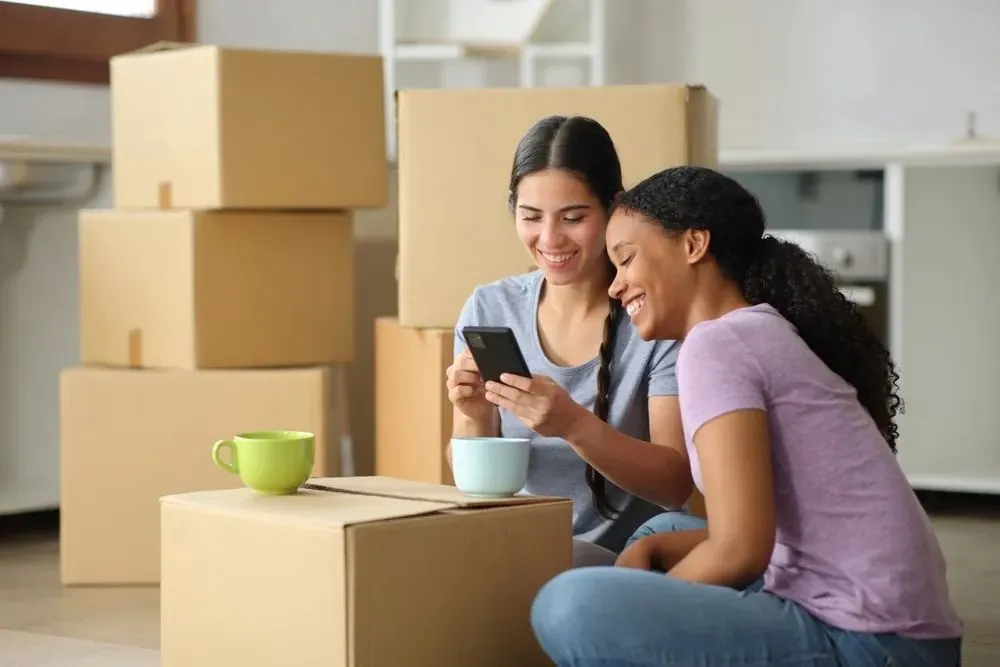 no-deposit-first-time-buyers-new-build-home-moving-house-1.webp
