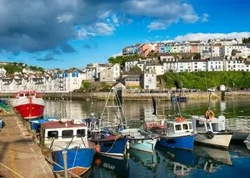 Top 10 holiday let hotspots in the UK revealed