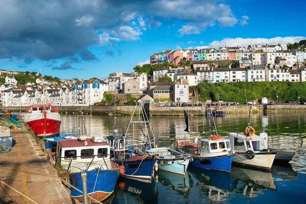 Brixham-devon-holiday-let-hotspot-location-property-buy-to-let.webp