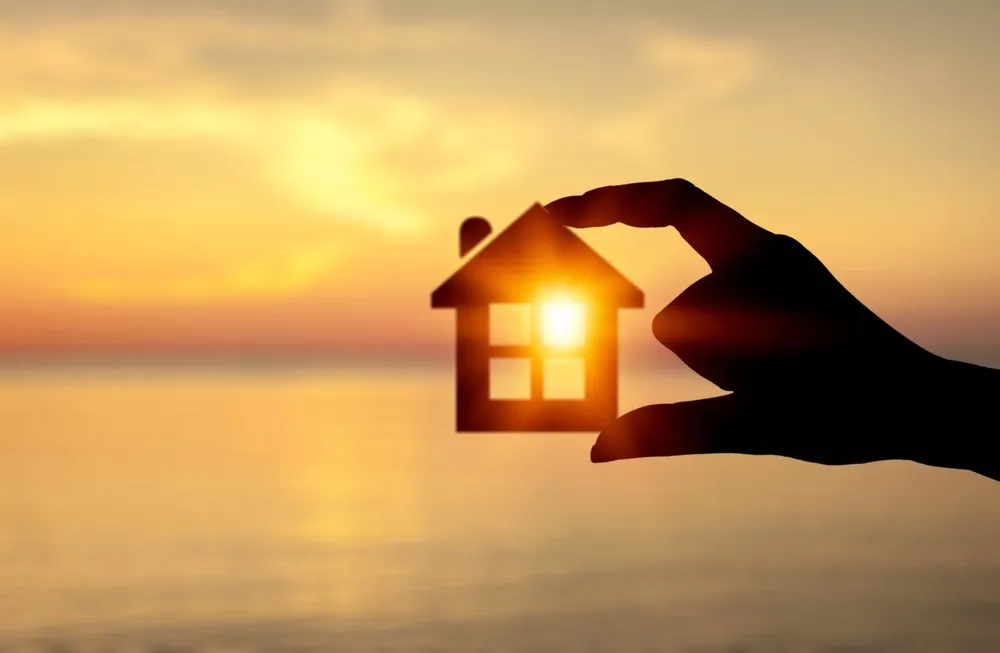 house-sunset-sunrise-light-positive-silver-lining-future.webp