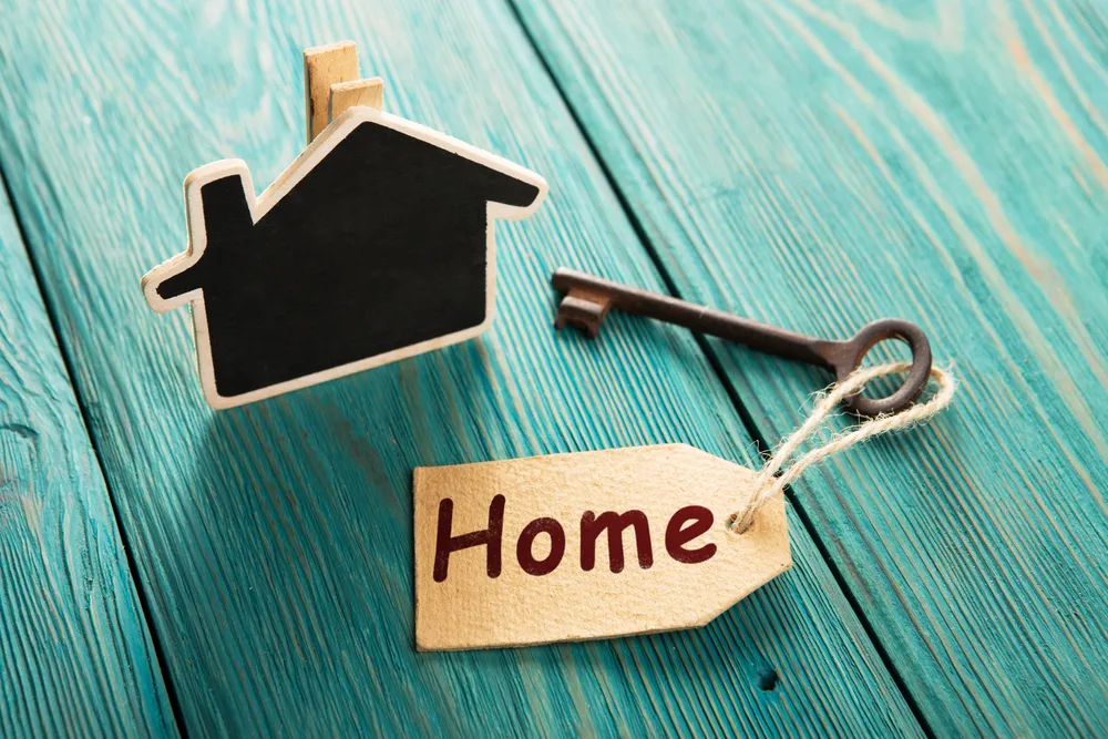 new-home-key-modern1.webp