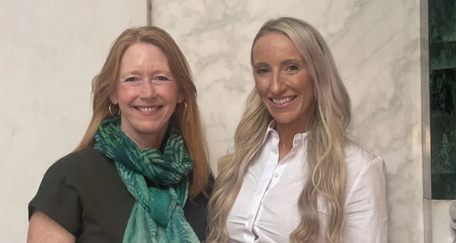 Mortgage expert Sarah Tucker partners with HomeOwners Alliance

 – Z News