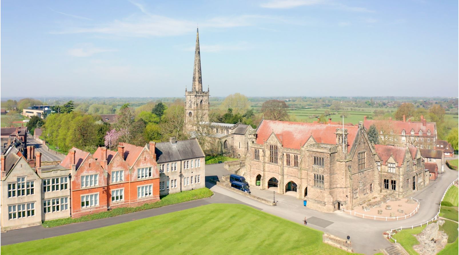 School Twitter Wall Repton Dubai