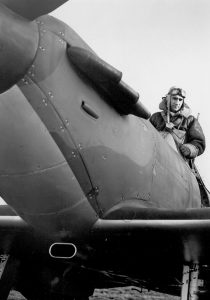 Lancing_College_Battle_Of_Britain_Pilots_Honoured_Vintage_Plane