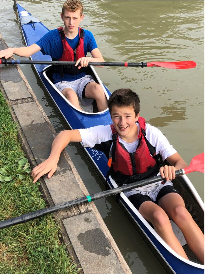 <img src="dauntseys-school-canoe-team.jpg" alt="Dauntsey's students in a canoe on a river">