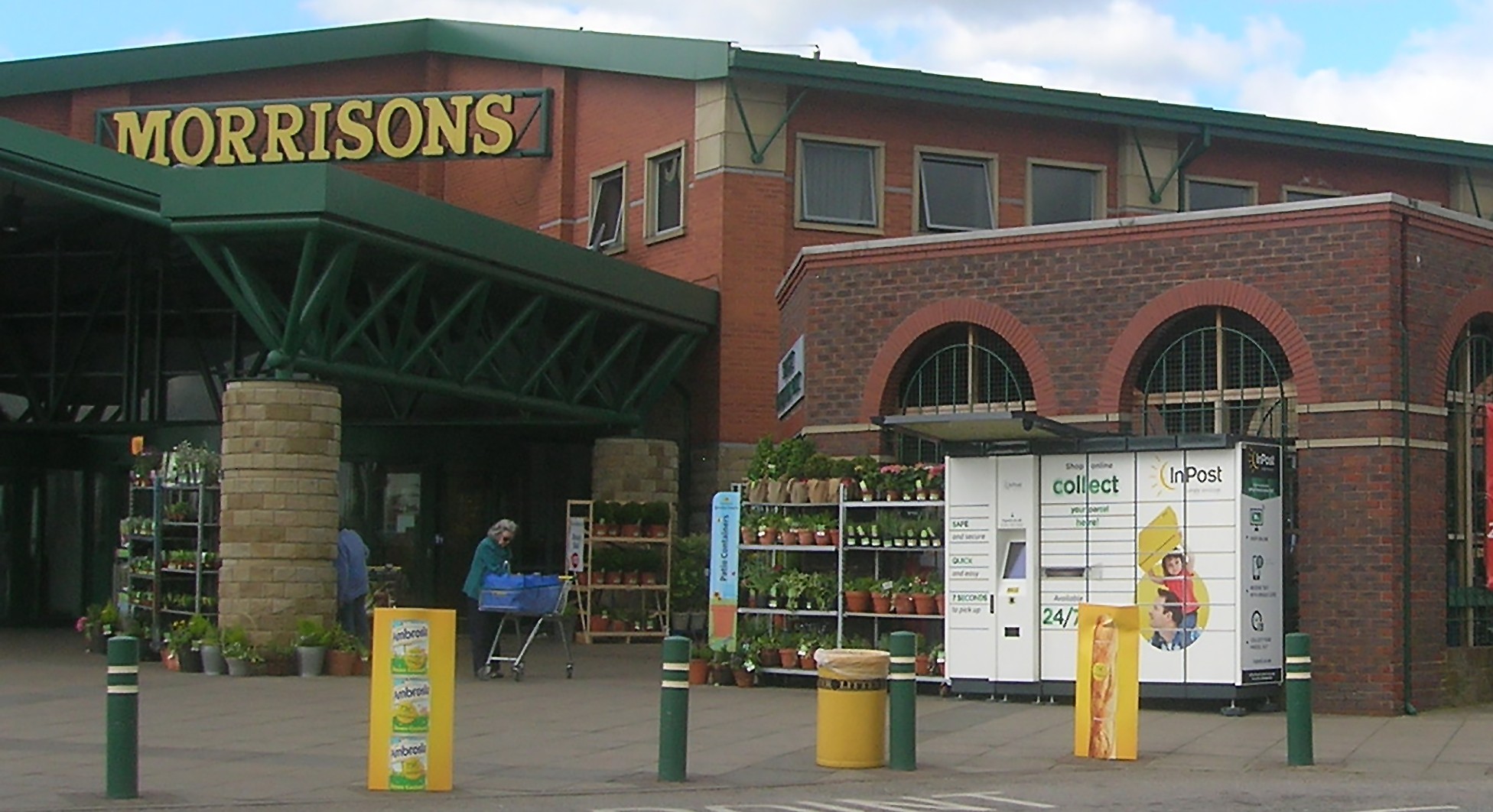 'Aggressive pricing' gives Morrisons a lift