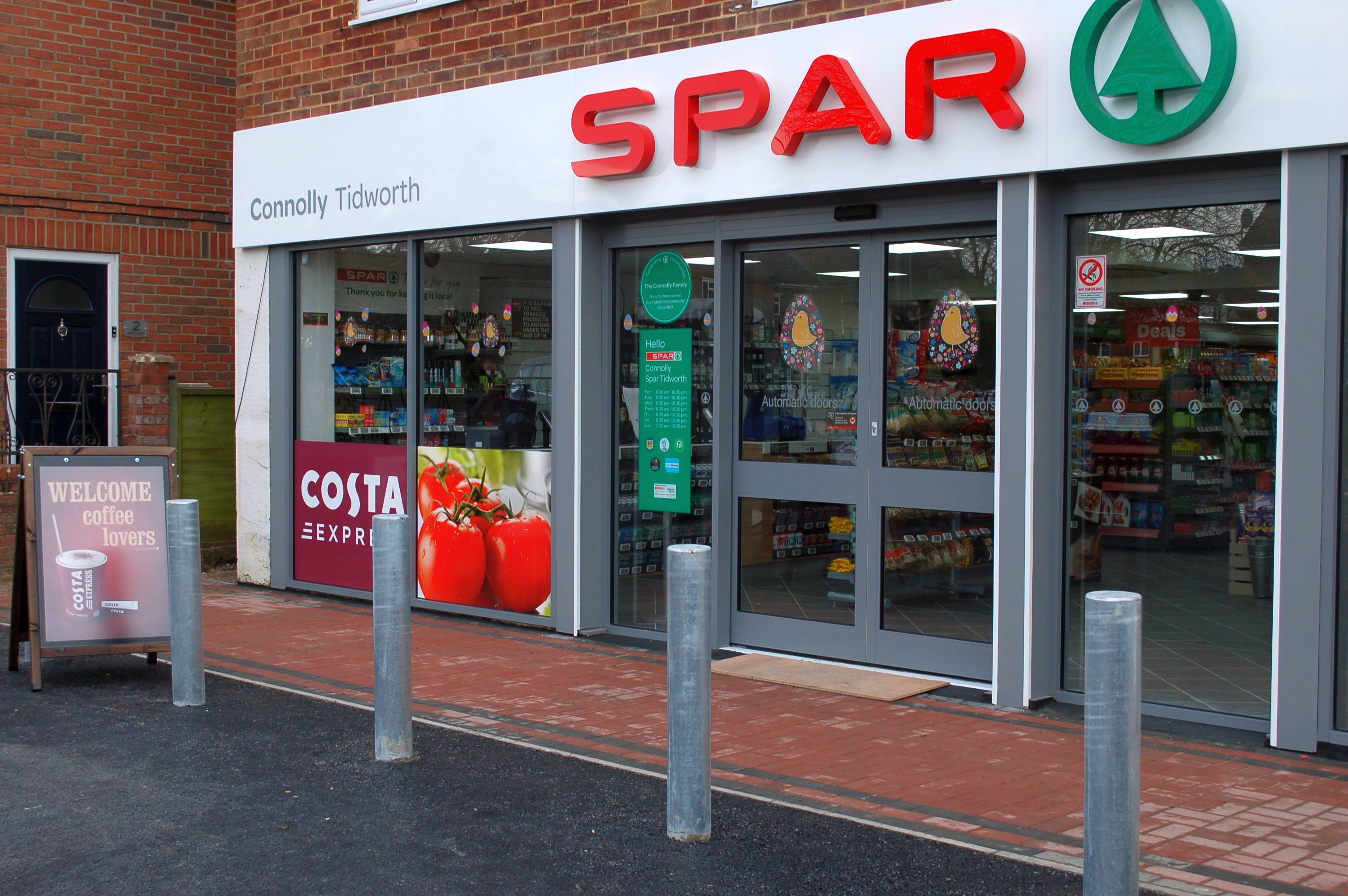 Cigarettes worth £8,000 stolen in Spar store break-in