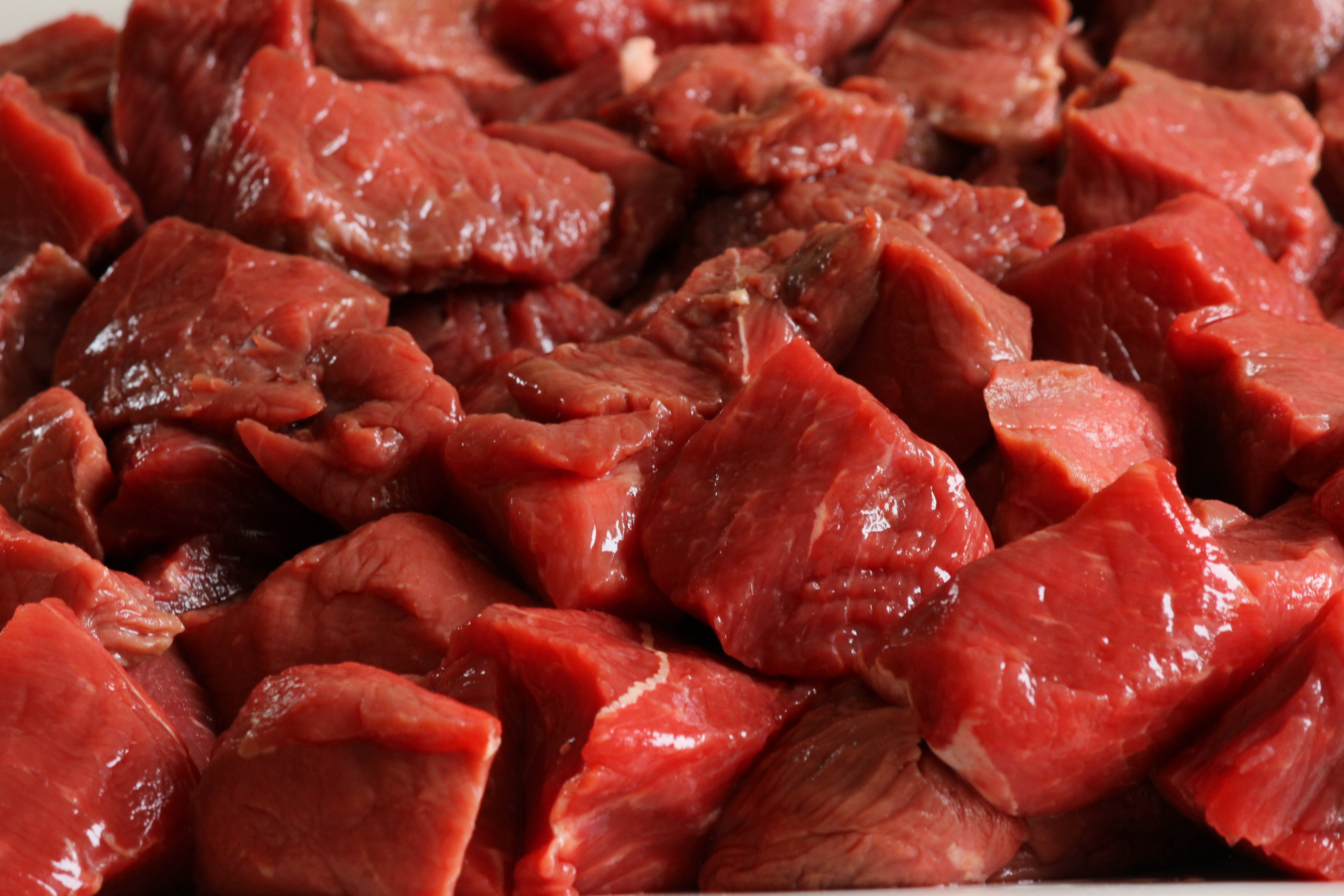 Red meat. Квисы мясо. Красный цвет мясо ягоды.