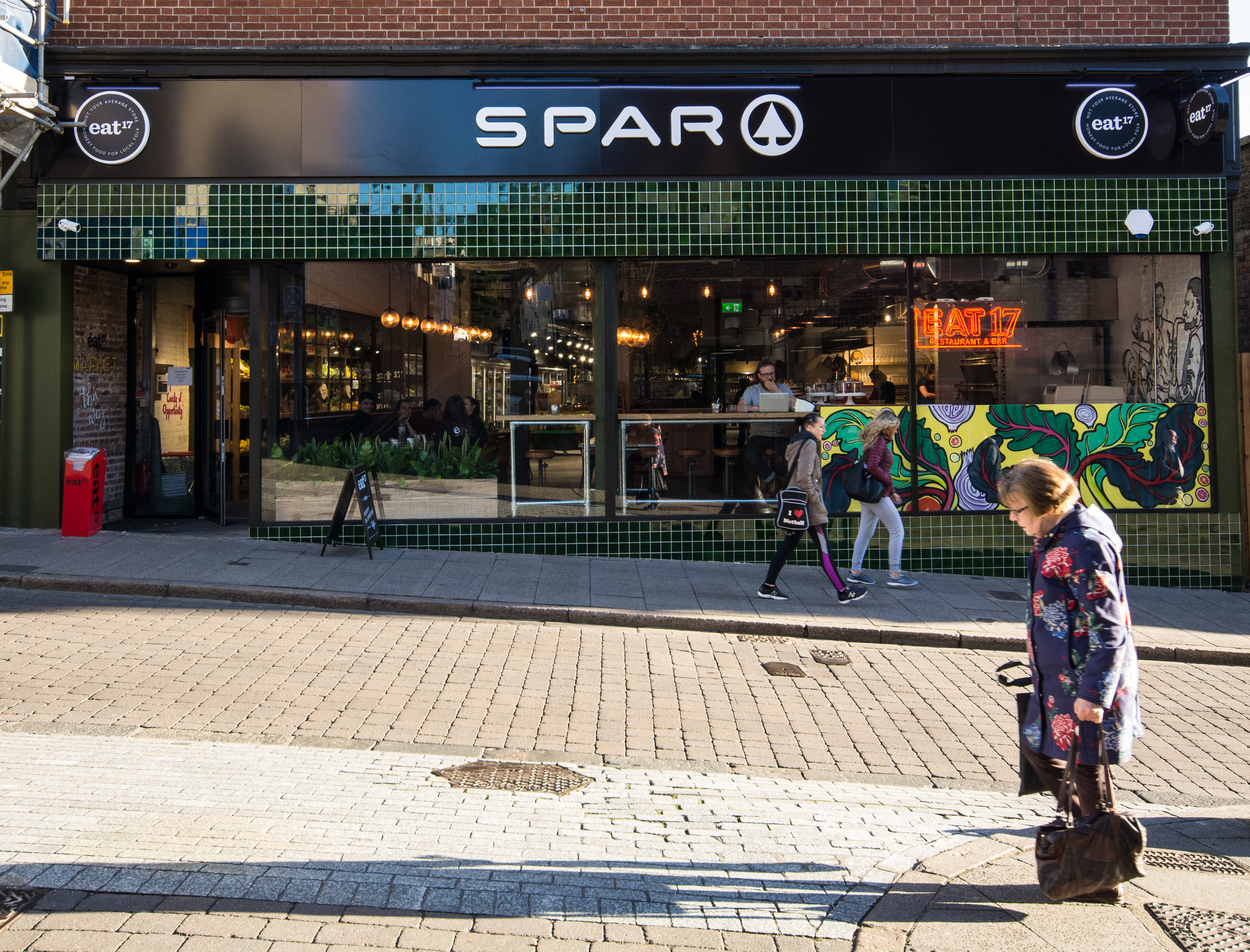 Eat17 to open two new London stores | Talking Retail
