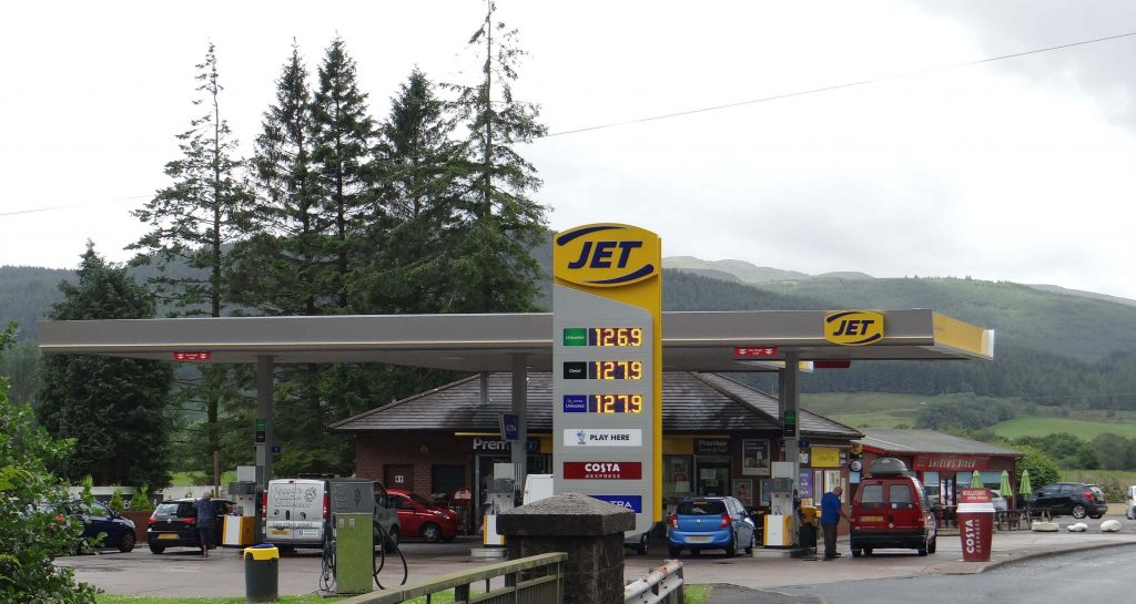 Jet customers new forecourt design