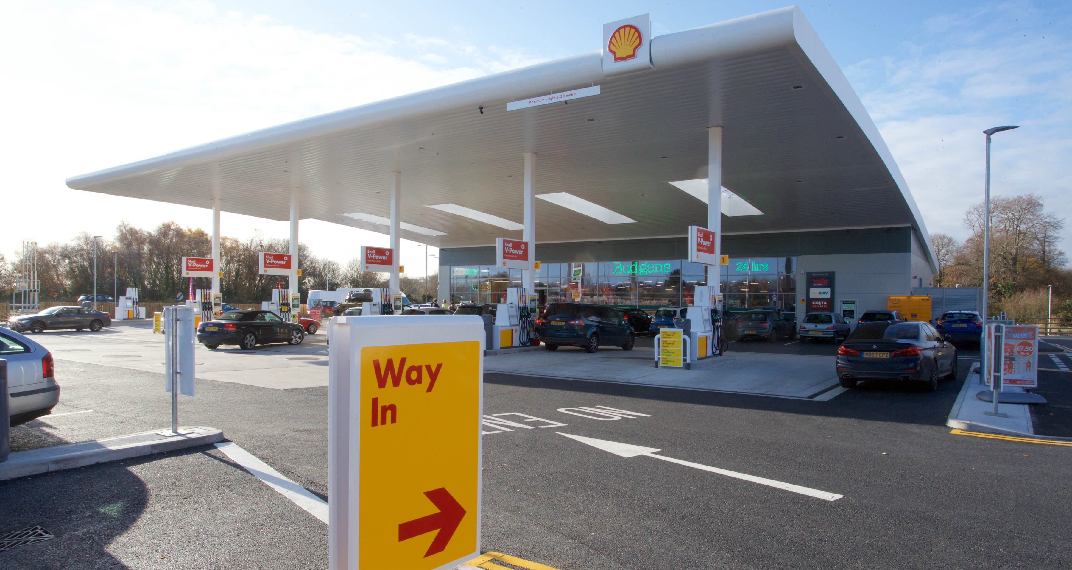 MFG opens new petrol station in Poole