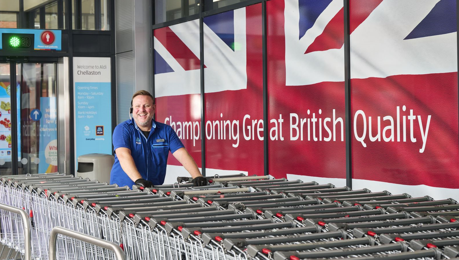 Aldi puts hourly starting pay up to £11 - Vimarsana News
