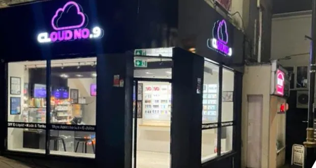 Luton store owner prosecuted for selling illegal vapes after undercover  investigation