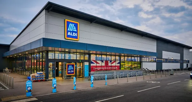 Aldi to invest £370m in opening new stores